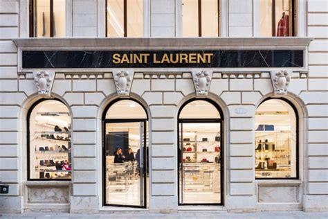 yves saint laurent winkel antwerpen|Verso .